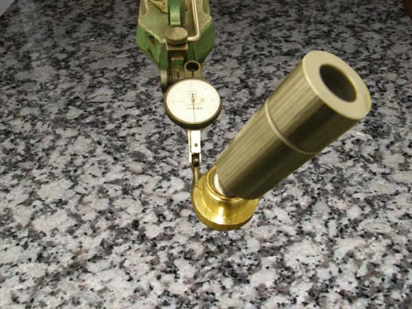 Piston · dial indicator